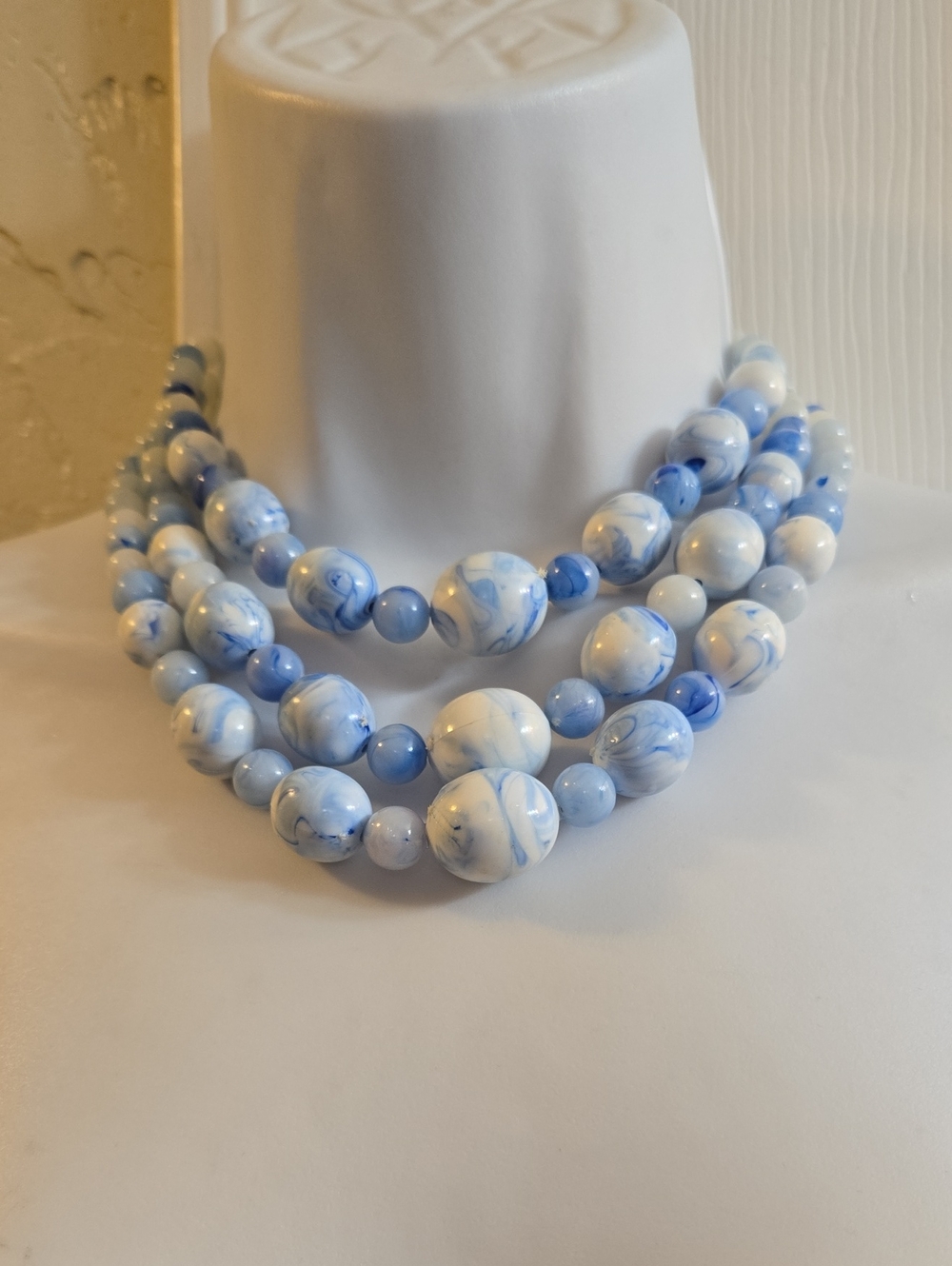 Vintage Blue and White Marbled Bead Necklace - Women Jewelry